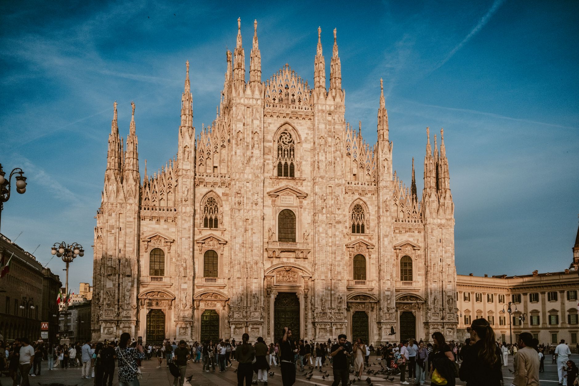 Milan · 7-day validated itinerary destination view