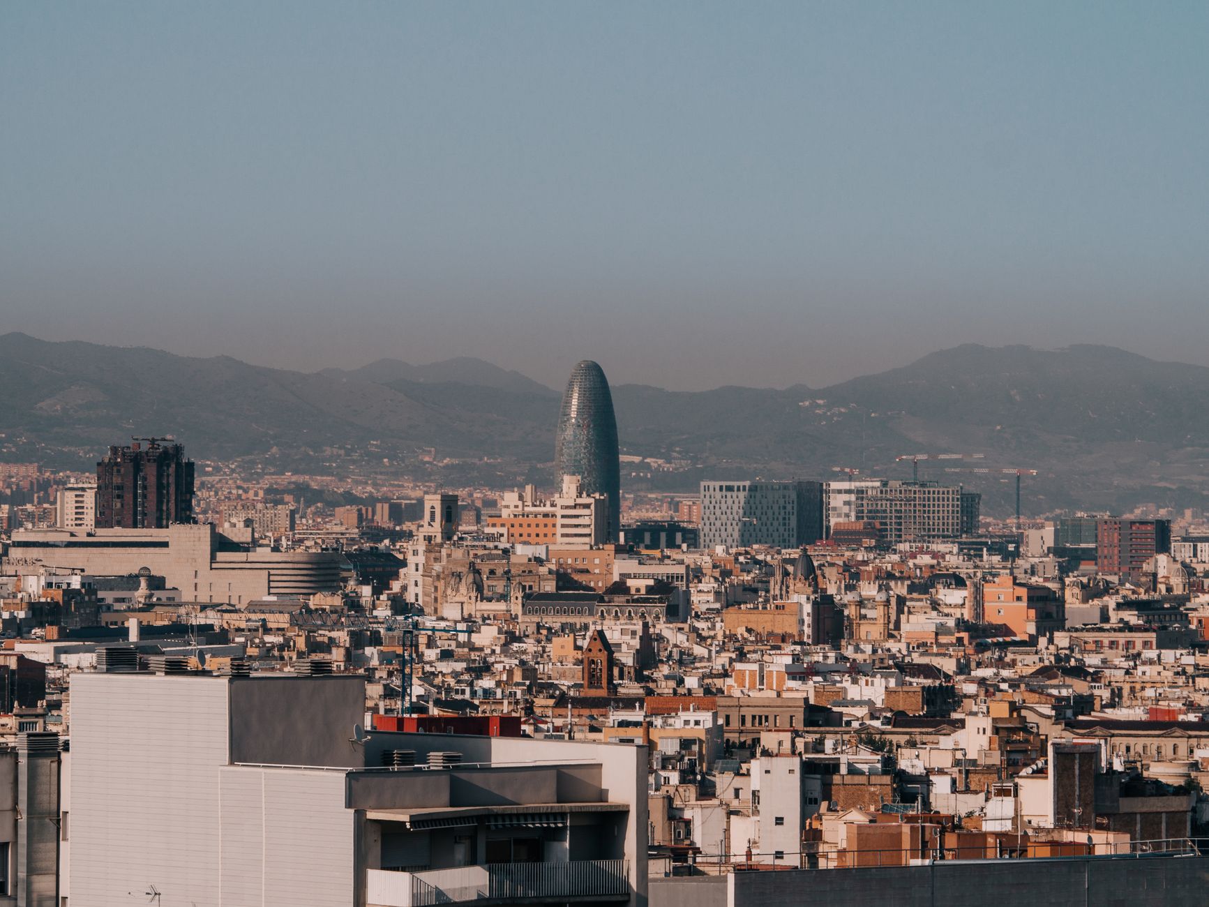 Barcelona · 7-day validated itinerary destination view